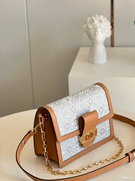 LOUIS MM DAUPHINE VUITTON 0705